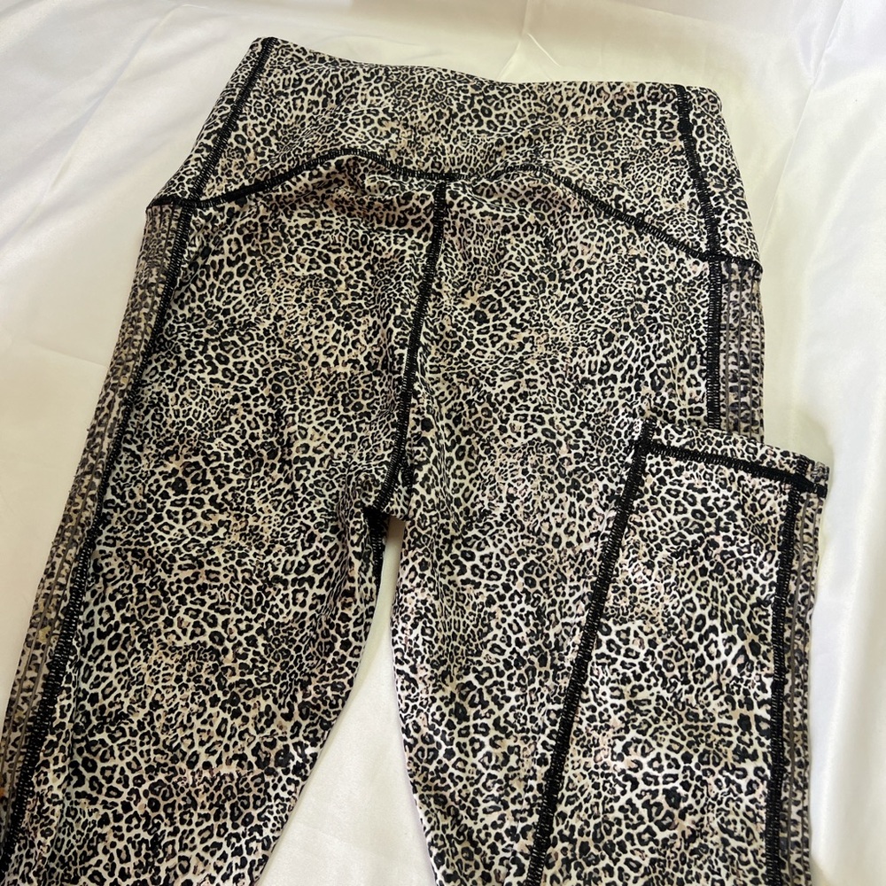 Victoria's Secret Leopard Print Leggings - Black and White